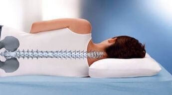 Kedu ihe kpatara osteochondrosis nke spine cervical na-eme